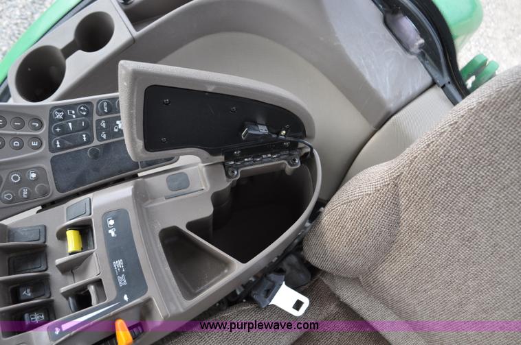 image for item F2288 2010 John Deere 8270R MFWD tractor