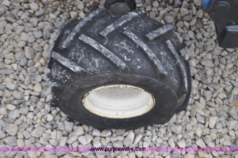 image for item F2291 2005 New Holland TZ25DA MFWD tractor