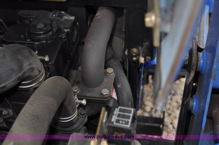 image for item F2291 2005 New Holland TZ25DA MFWD tractor