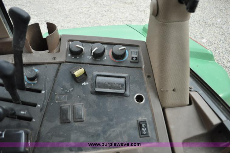 image for item F2292 2000 John Deere 7510 MFWD tractor