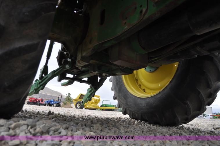 image for item F2292 2000 John Deere 7510 MFWD tractor