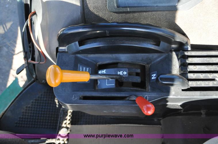 image for item F2293 1993 John Deere 4960 MFWD tractor