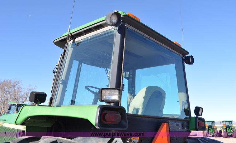 image for item F2293 1993 John Deere 4960 MFWD tractor