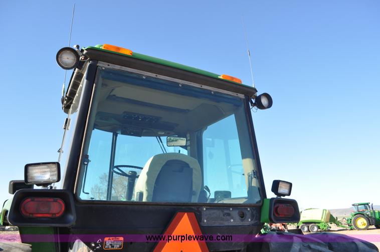 image for item F2293 1993 John Deere 4960 MFWD tractor