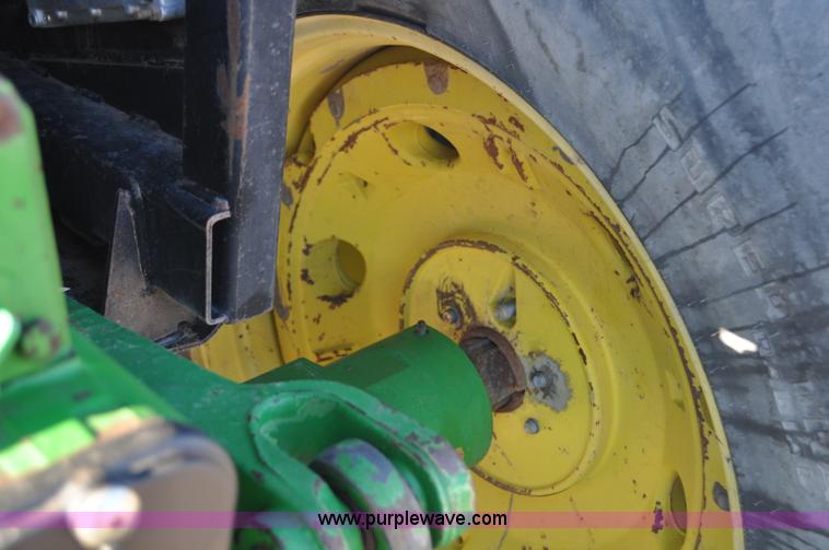 image for item F2293 1993 John Deere 4960 MFWD tractor