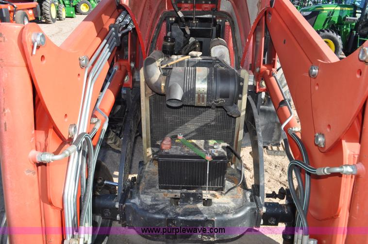image for item F2296 2003 Case IH JX75 tractor