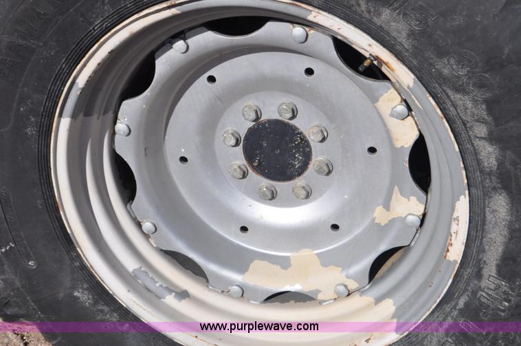 image for item F2296 2003 Case IH JX75 tractor