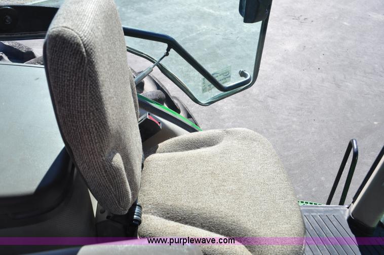 image for item F2298 2010 John Deere 8345R MFWD tractor