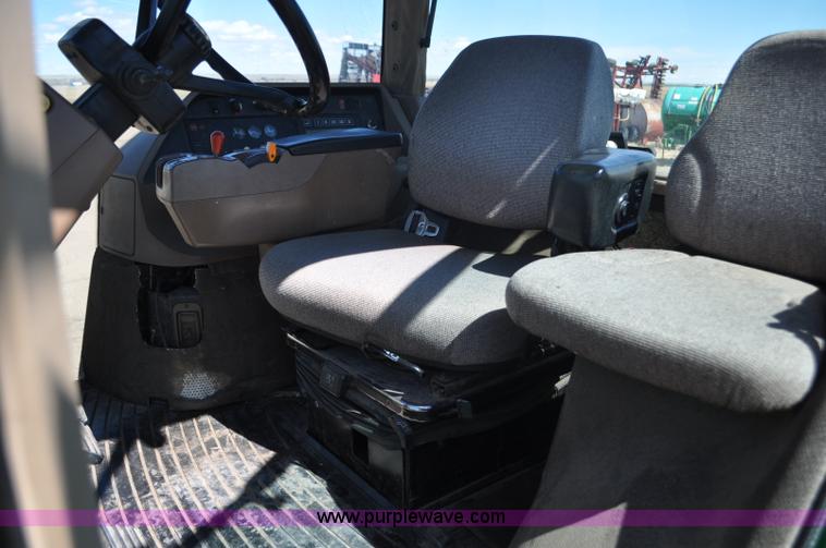 image for item F2300 1995 John Deere 8400 MFWD tractor