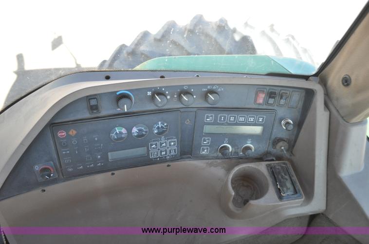 image for item F2300 1995 John Deere 8400 MFWD tractor