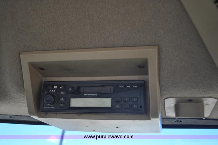 image for item F2300 1995 John Deere 8400 MFWD tractor