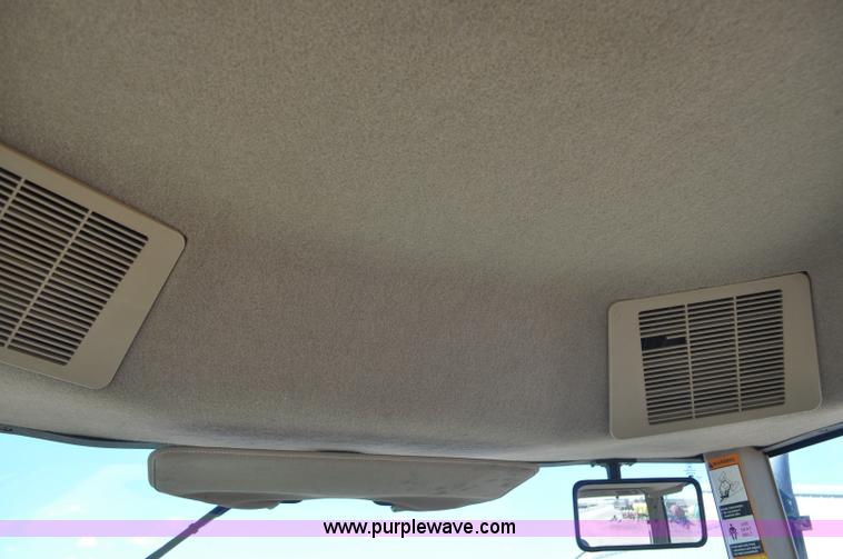 image for item F2300 1995 John Deere 8400 MFWD tractor