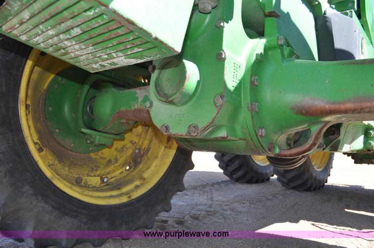 image for item F2300 1995 John Deere 8400 MFWD tractor