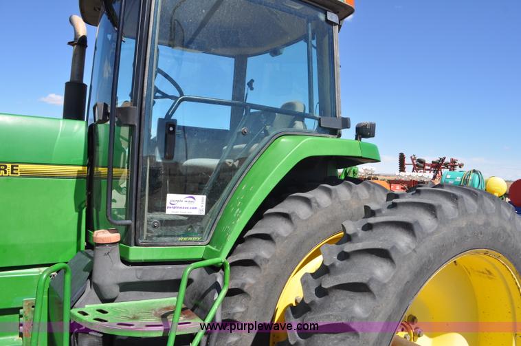 image for item F2300 1995 John Deere 8400 MFWD tractor