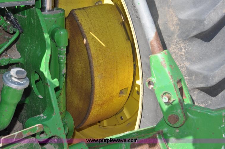 image for item F2300 1995 John Deere 8400 MFWD tractor