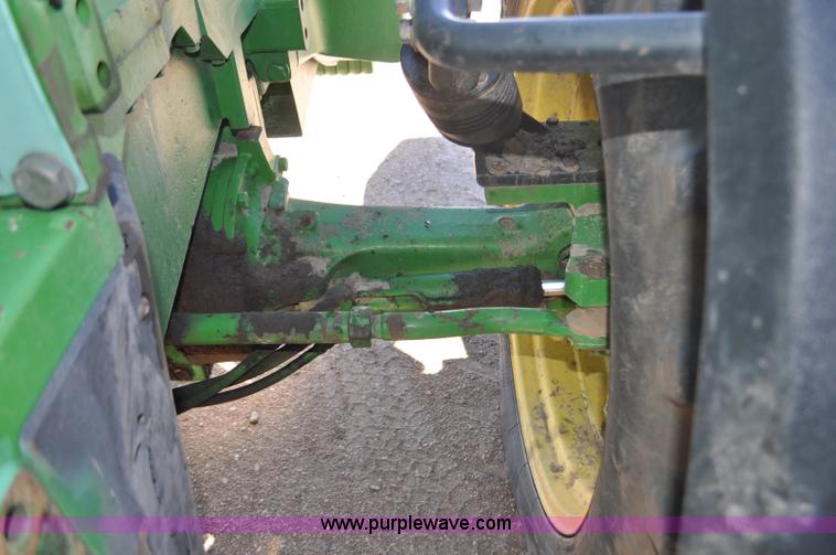 image for item F2300 1995 John Deere 8400 MFWD tractor