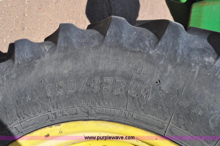 image for item F2301 2001 John Deere 8410 MFWD tractor