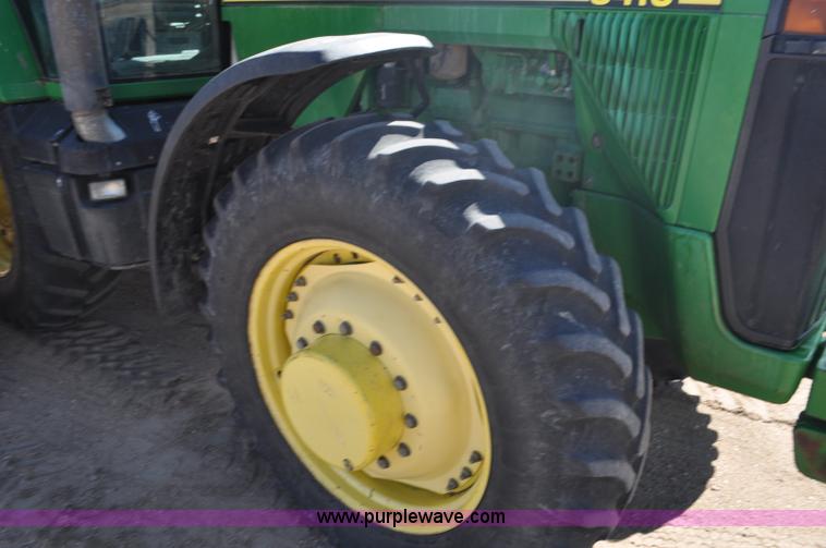 image for item F2301 2001 John Deere 8410 MFWD tractor