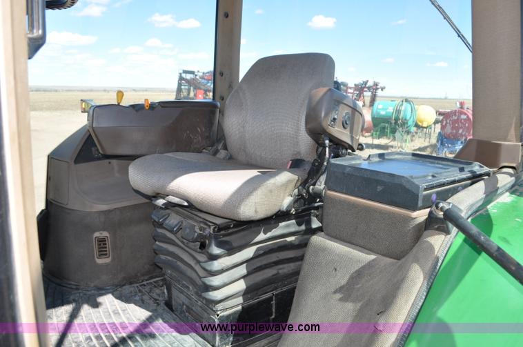 image for item F2301 2001 John Deere 8410 MFWD tractor