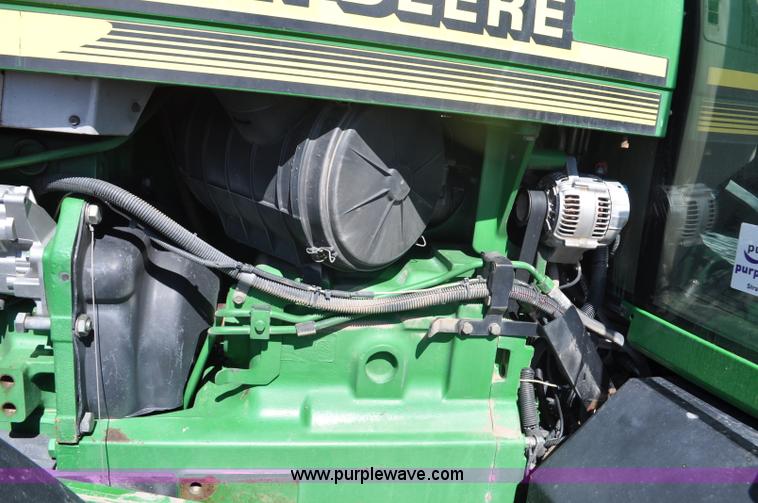 image for item F2301 2001 John Deere 8410 MFWD tractor