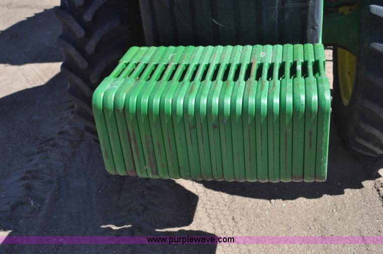 image for item F2301 2001 John Deere 8410 MFWD tractor