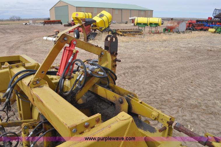 image for item F2308 Eversman 2400 land plane