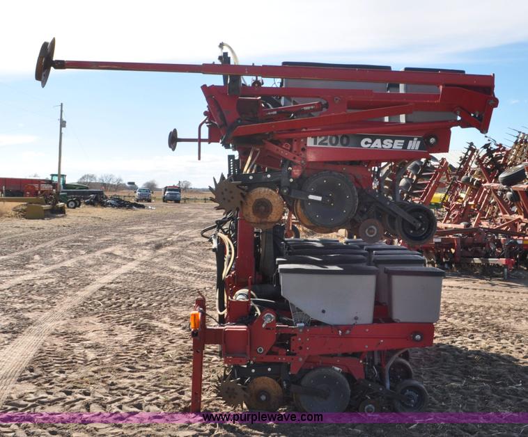 image for item F2313 Case IH 1200 planter