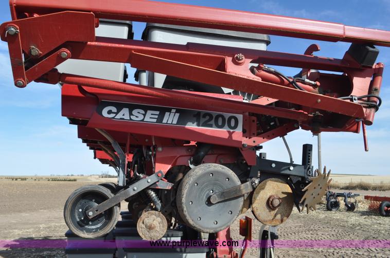 image for item F2313 Case IH 1200 planter