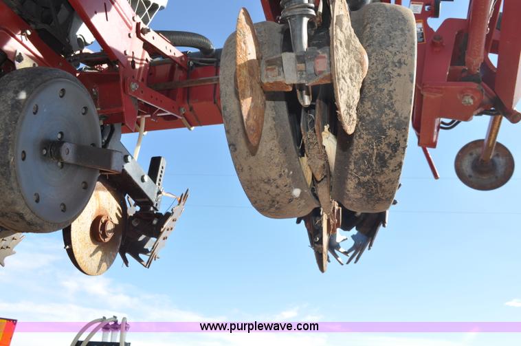 image for item F2313 Case IH 1200 planter