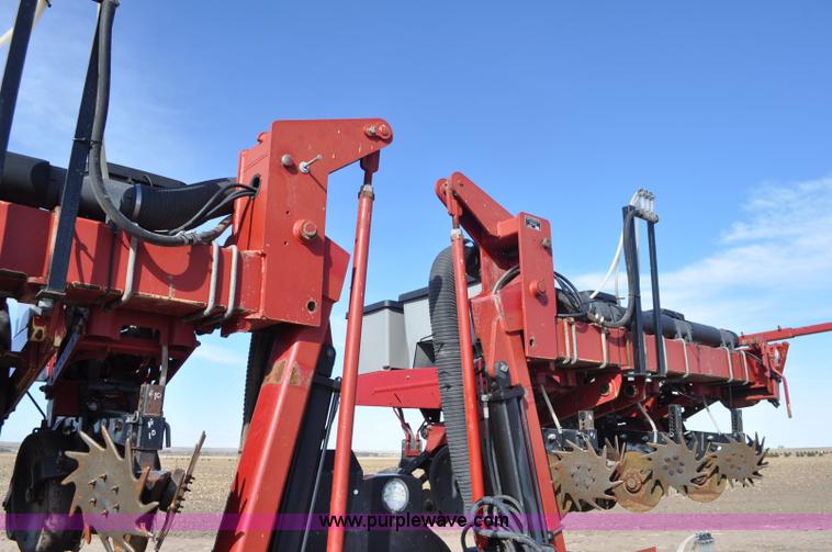 image for item F2313 Case IH 1200 planter