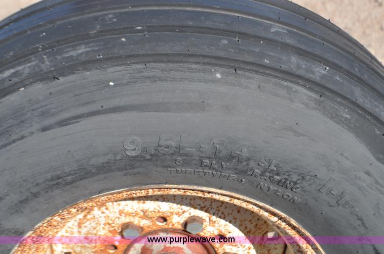 image for item F2318 Spring tooth harrow