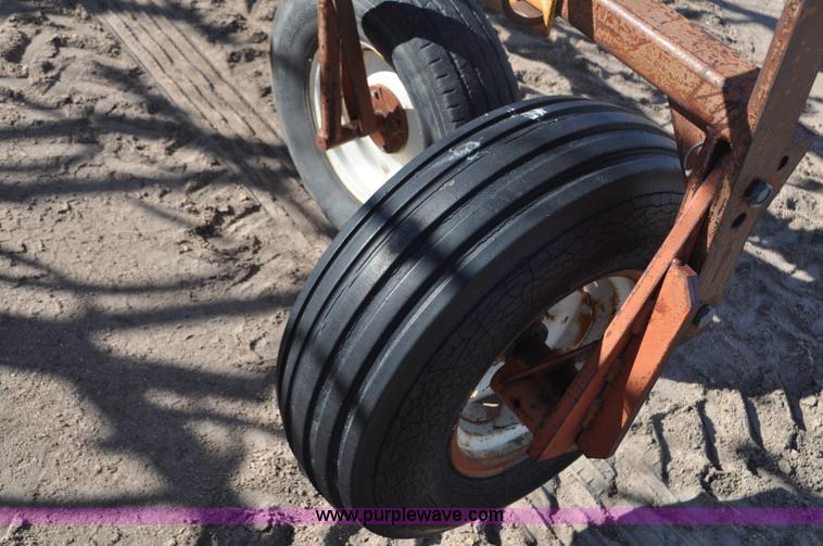 image for item F2318 Spring tooth harrow