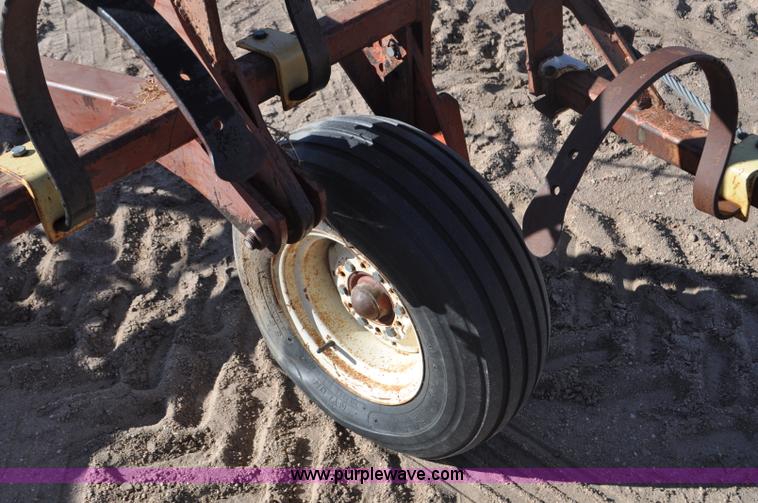 image for item F2318 Spring tooth harrow