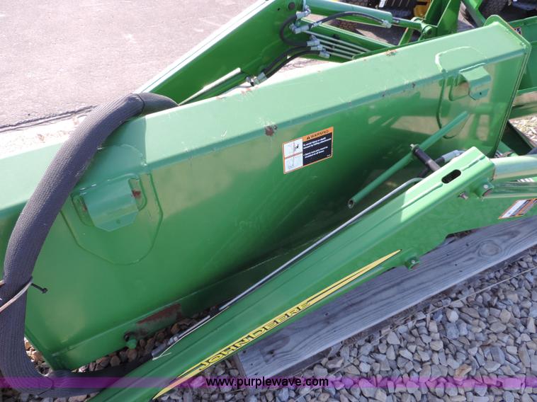 image for item F2339 2011 John Deere 512 tractor loader