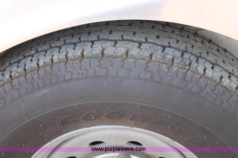 image for item H1577 2013 Sundowner Show livestock trailer