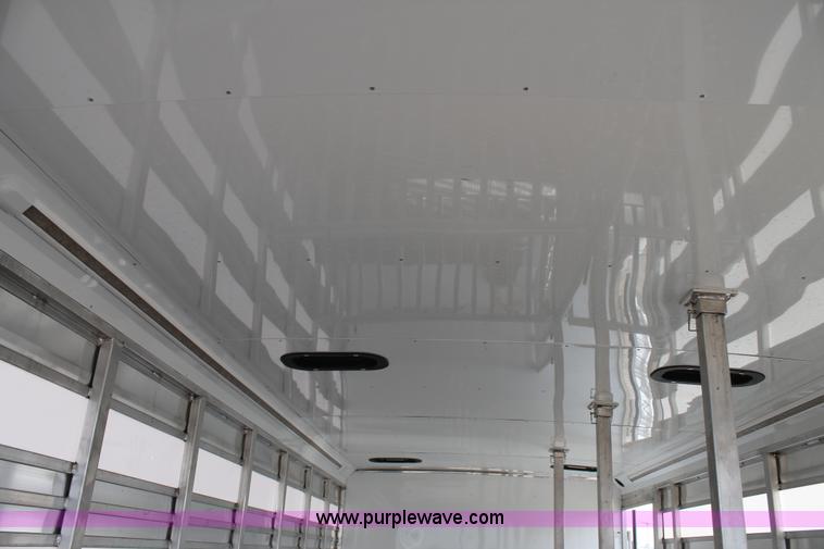 image for item H1577 2013 Sundowner Show livestock trailer