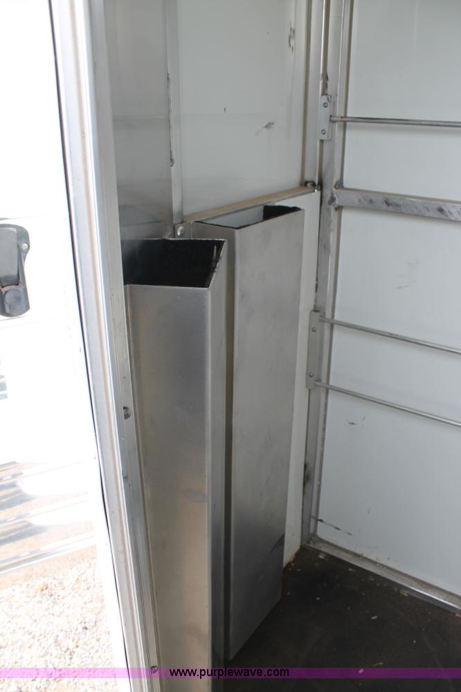 image for item H1577 2013 Sundowner Show livestock trailer