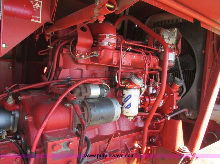 image for item H8676 New Holland 2550 Speed Rower self-propelled swather