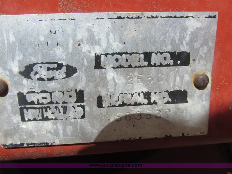 image for item H8676 New Holland 2550 Speed Rower self-propelled swather