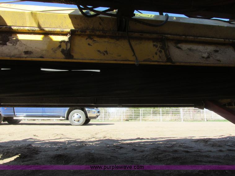 image for item H8676 New Holland 2550 Speed Rower self-propelled swather