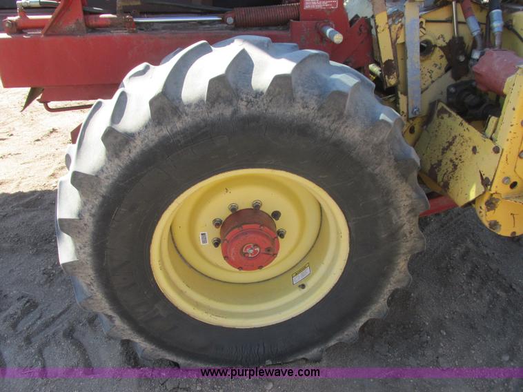 image for item H8676 New Holland 2550 Speed Rower self-propelled swather