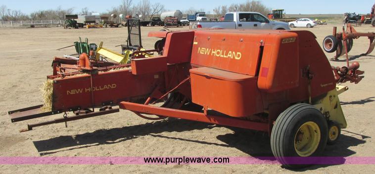 image for item H8698 New Holland 282 square baler