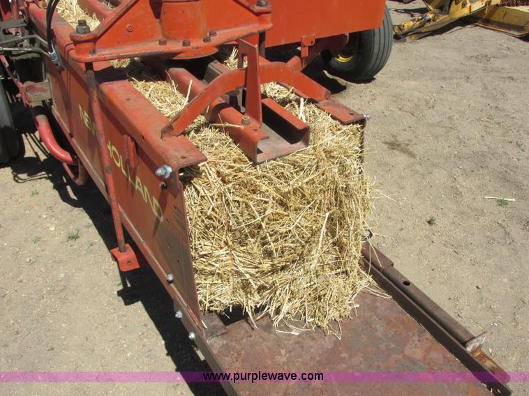 image for item H8698 New Holland 282 square baler