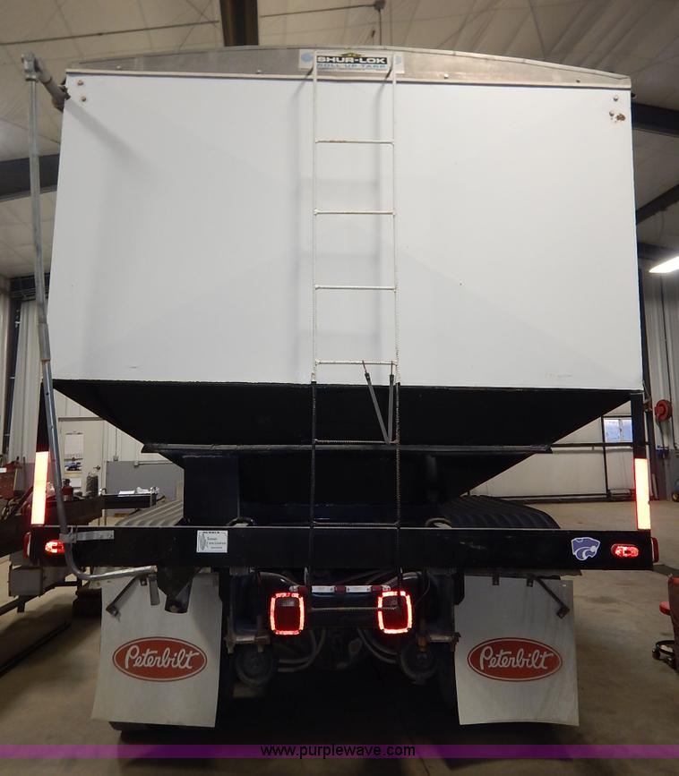 image for item I5013 1979 International F2554 S Series grain truck