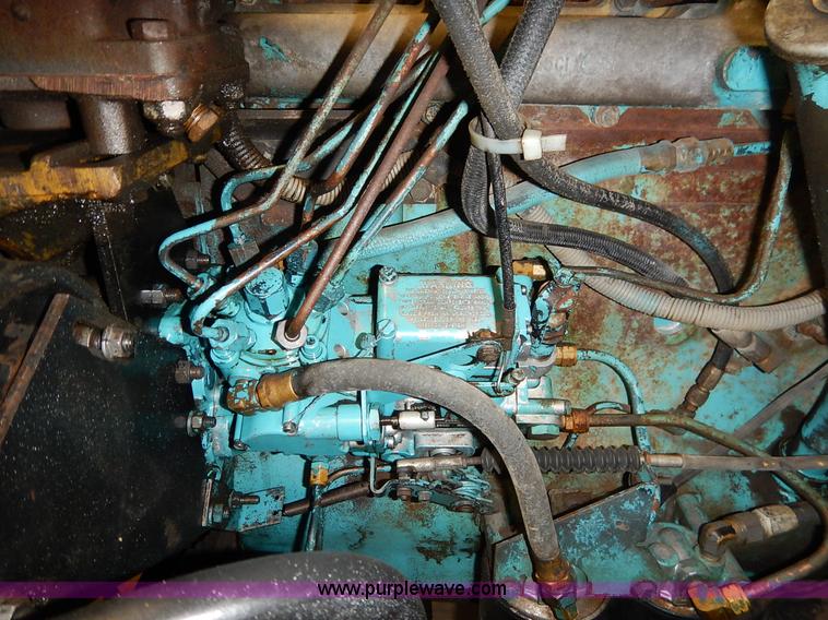 image for item I5013 1979 International F2554 S Series grain truck