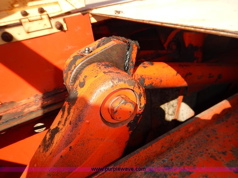 image for item I5032 Case 330T small square baler