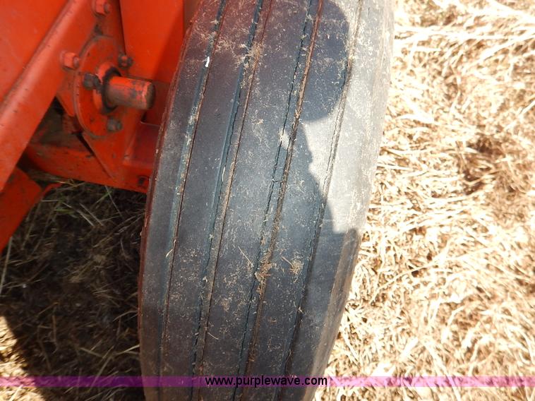 image for item I5032 Case 330T small square baler