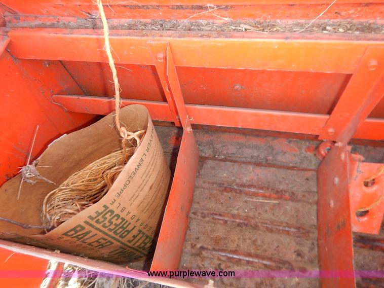 image for item I5032 Case 330T small square baler