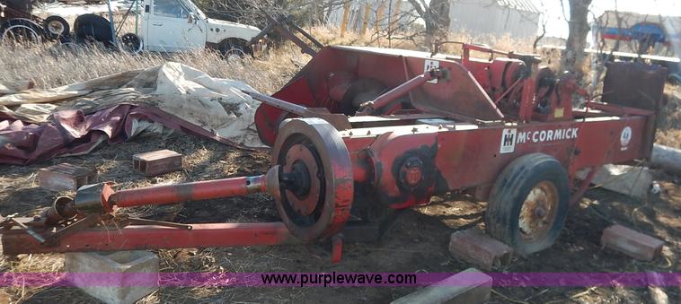 image for item I5033 International Harvester McCormick 46 small square baler