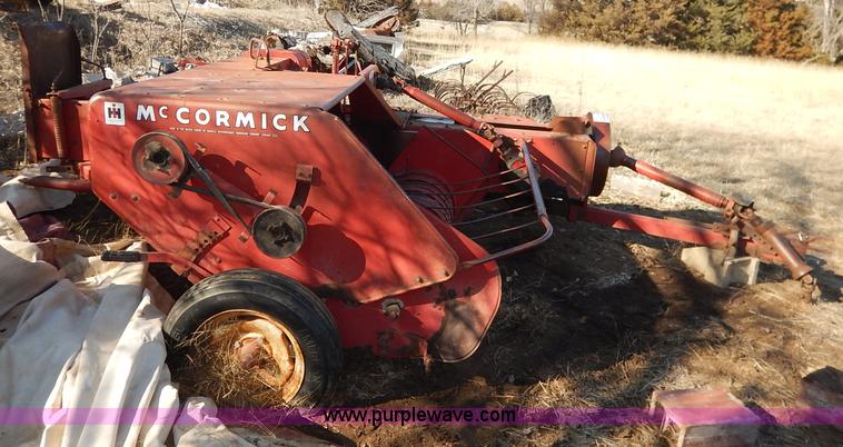 image for item I5033 International Harvester McCormick 46 small square baler